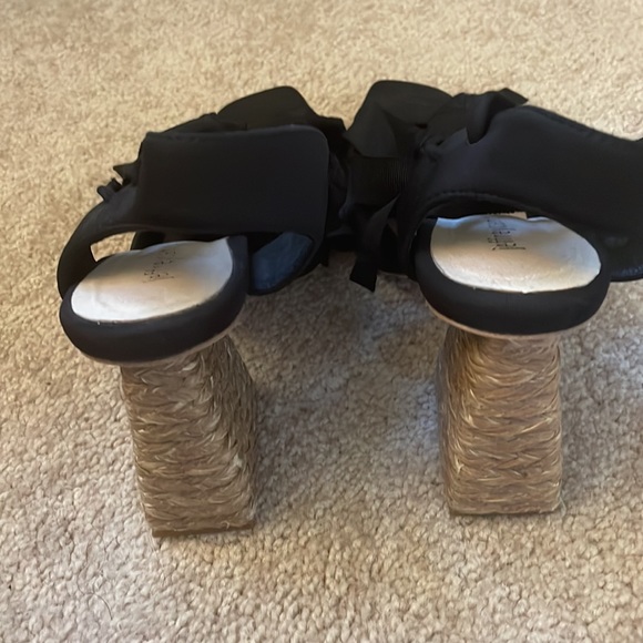 Jeffrey Campbell Black Lace Up Woven Block Heel Shoes - Picture 7 of 12